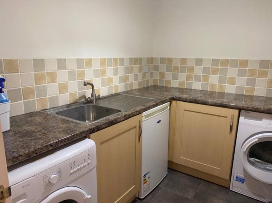 Spacious 2 Bedroom Apartment Cleethorpes Extérieur photo